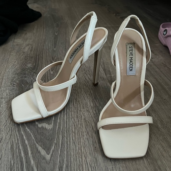 Steve Madden Shoes - white steve madden heels